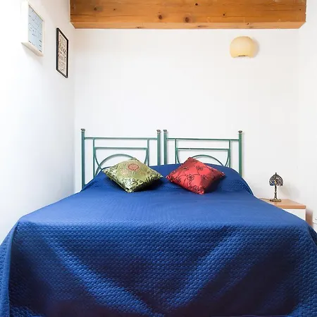 San Frediano Holidays Апартаменты *